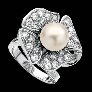 永恒之花白珍珠钻石密镶订婚戒指