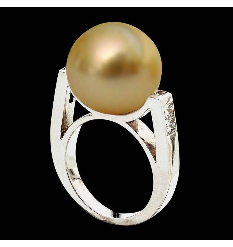 波拉公主金珍珠密镶钻石订婚戒指
