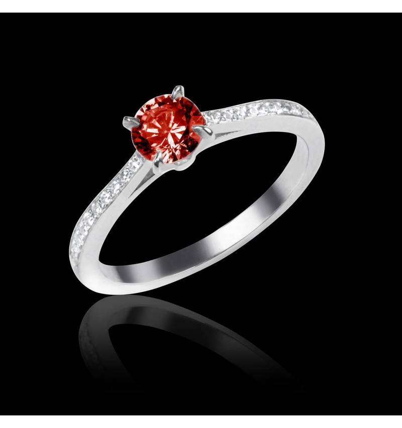 Elodie 白18K金红宝石订婚戒指 群镶钻石