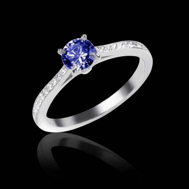 Elodie 白18K金蓝宝石订婚戒指 群镶钻石