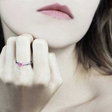 玛利亚 粉红蓝宝石戒指