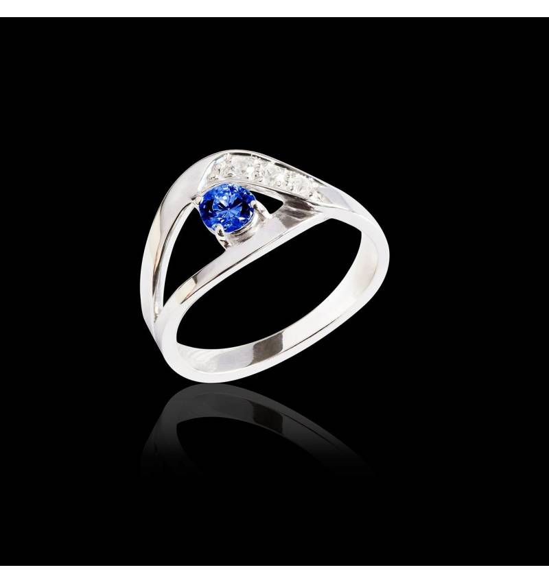 安娜艾拉 蓝宝石订婚戒指