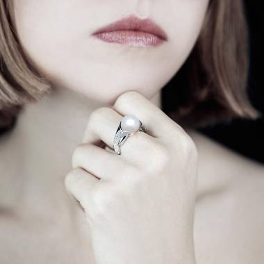 水神白珍珠戒指