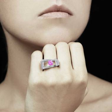 Bague saphir rose Romanesque