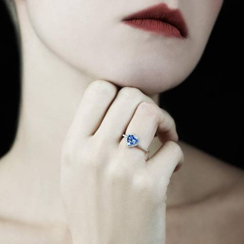 Bague saphir bleu Anya