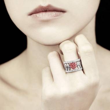 花爱 红宝石 订婚戒指