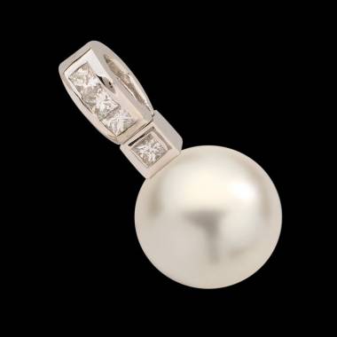 波拉公主白珍珠镶嵌钻石吊坠