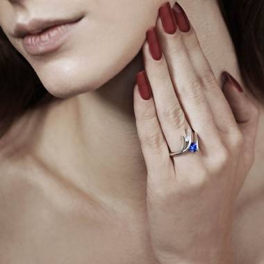 Bague saphir bleu Eva